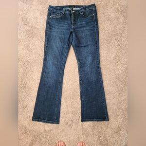 White House Black Market Blanc 12R Bootlet Jeans